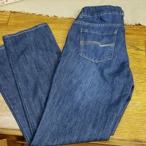 🎉HP🎉 Falls Creek straight jeans, size 8 short